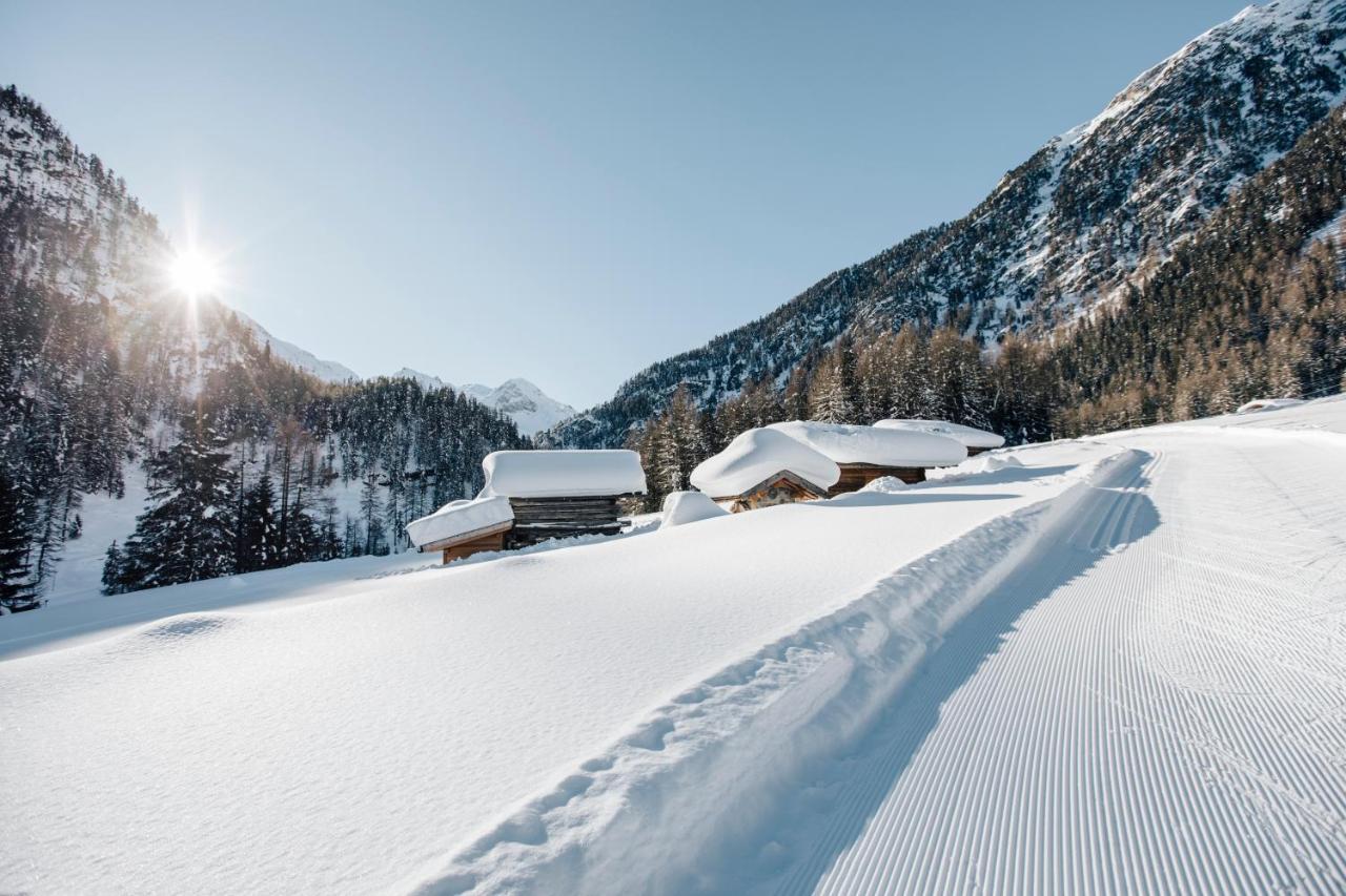 Das Gerstl Alpine Retreat Malles Venosta Exterior foto