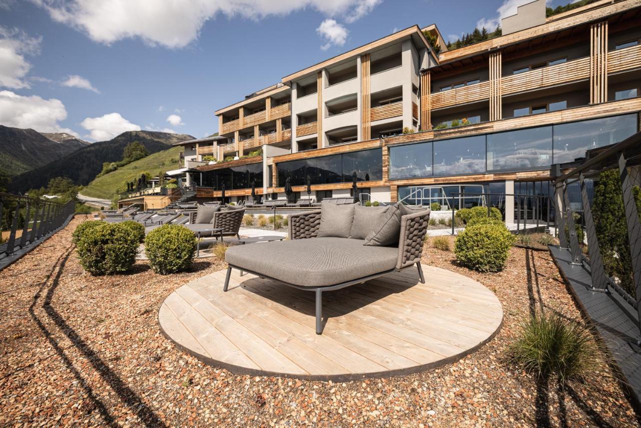 Das Gerstl Alpine Retreat Malles Venosta Exterior foto