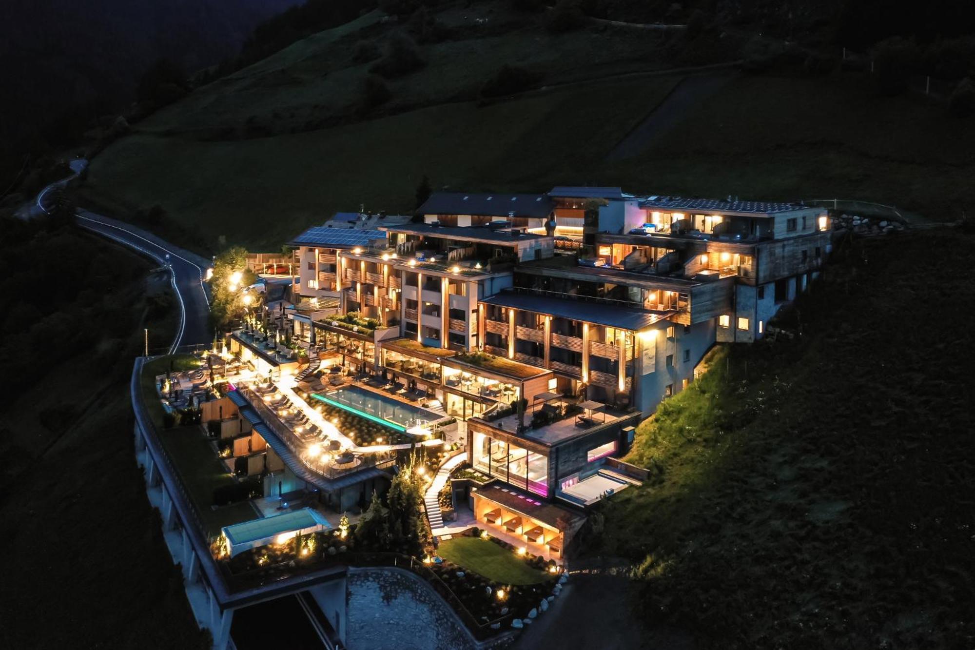 Das Gerstl Alpine Retreat Malles Venosta Exterior foto